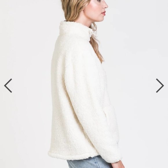 Harlow Teddy Sherpa 1/4 Zip Sweater/Pullover - Picture 11 of 11